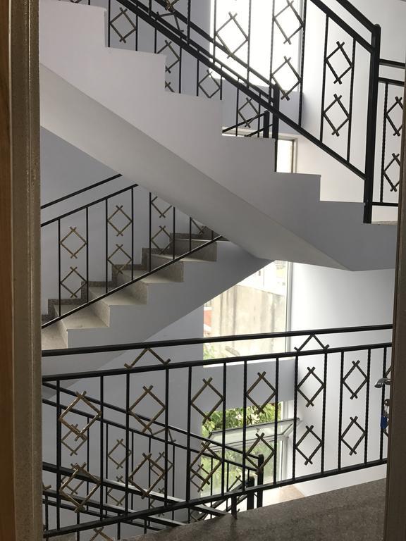 Piazza Apartment Batumi Ngoại thất bức ảnh