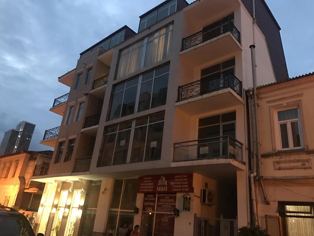 Piazza Apartment Batumi Ngoại thất bức ảnh