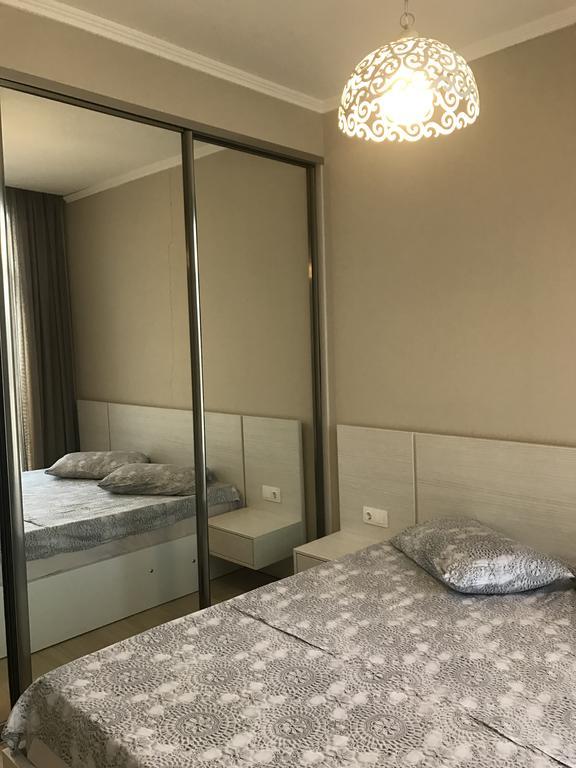Piazza Apartment Batumi Ngoại thất bức ảnh