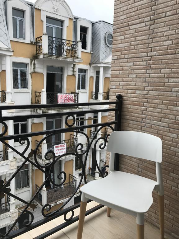 Piazza Apartment Batumi Ngoại thất bức ảnh